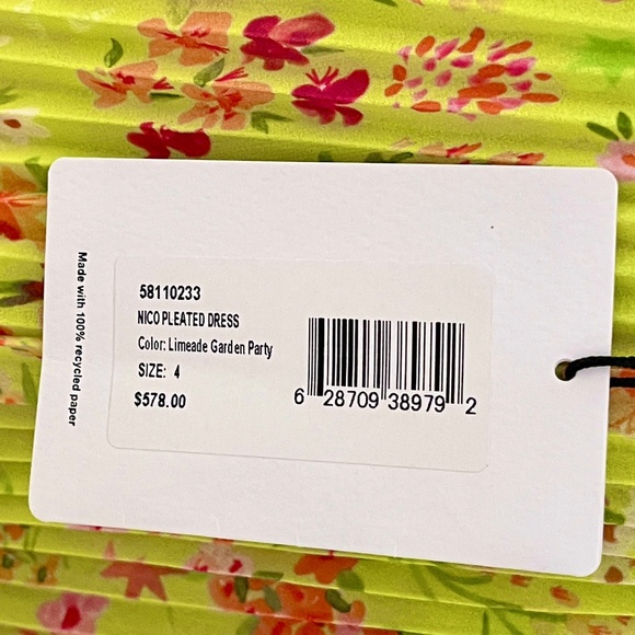 Amur's NWT Nico floral pleated tiered midi dress - Picture 9 of 11